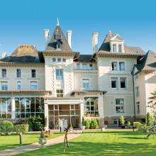 hotel-villa-caroline-cote-parc